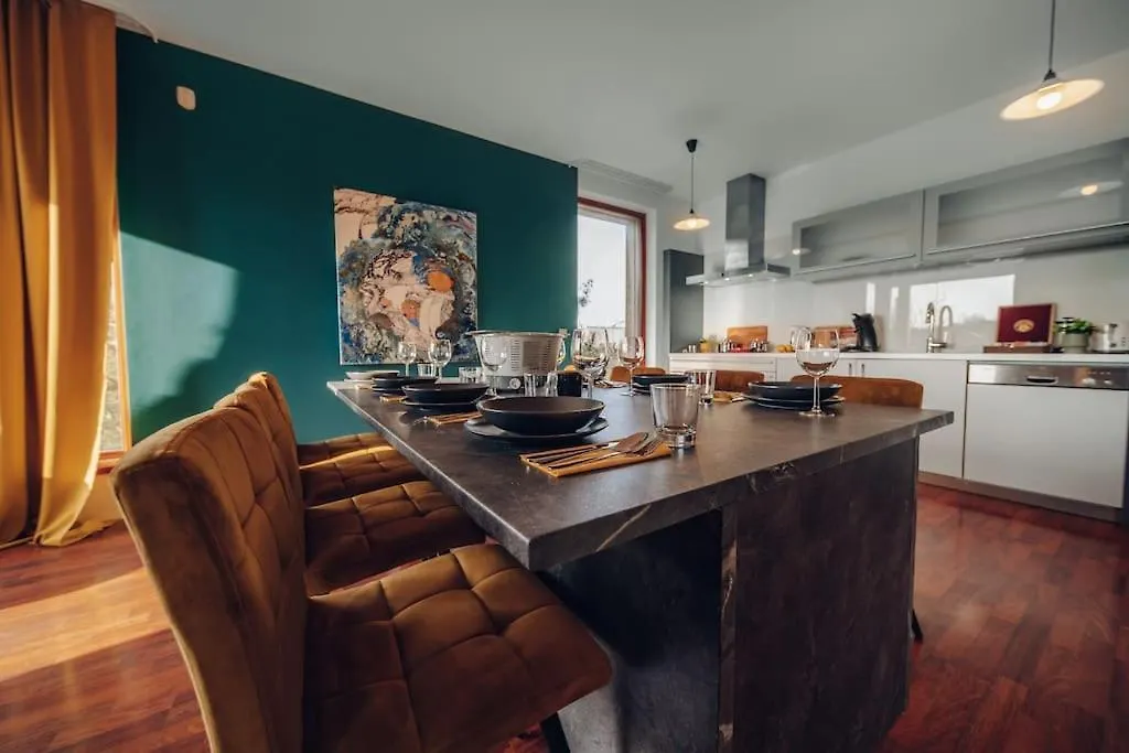 Design 3Bd Apartment Cooking Area In Architect Villa Praha